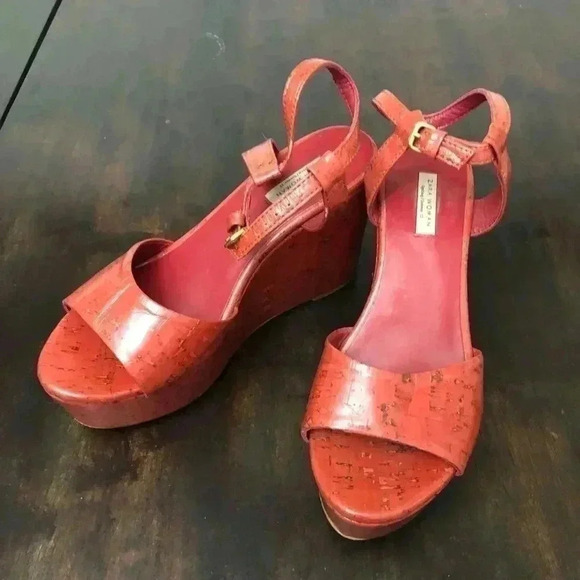 Zara Salmon Pink Lacquered Wedge Sandal Size‎ 36 (6 to 6.5) - Picture 5 of 6